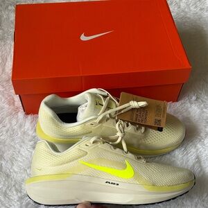 Nike Men’s Cream and Neon Yellow Running Shoes